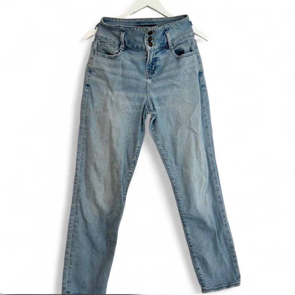 Hollister Light Blue Ultra High Rise Mom Jeans Sz 27/5 Vintage Stretch Casual